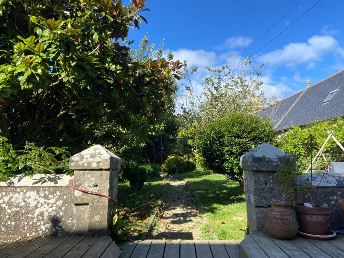 Domaine De Kerstrat Villa Douarnenez Exterior photo